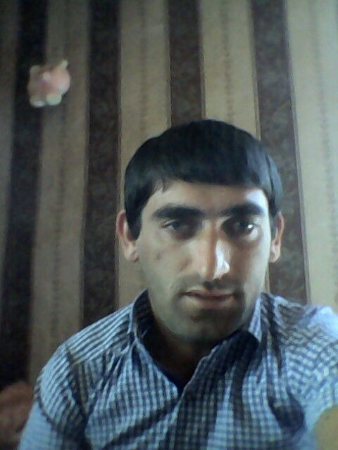  6510522  Mamuka, 38 ,    