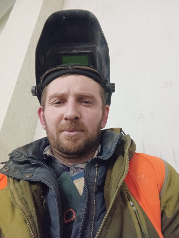  ,   Sasha, 41 ,     , c 