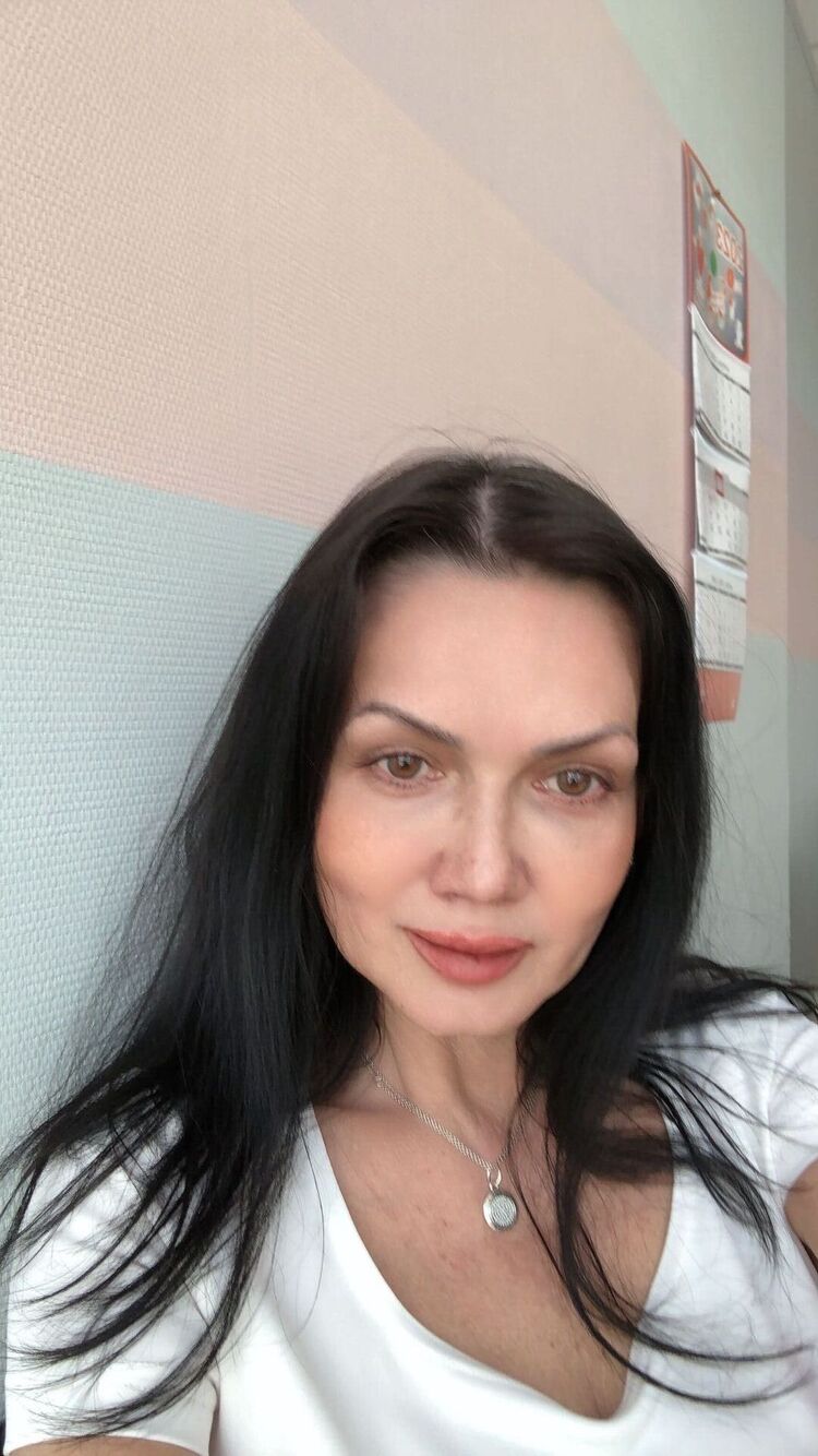  37245672  Lara, 50 ,    --