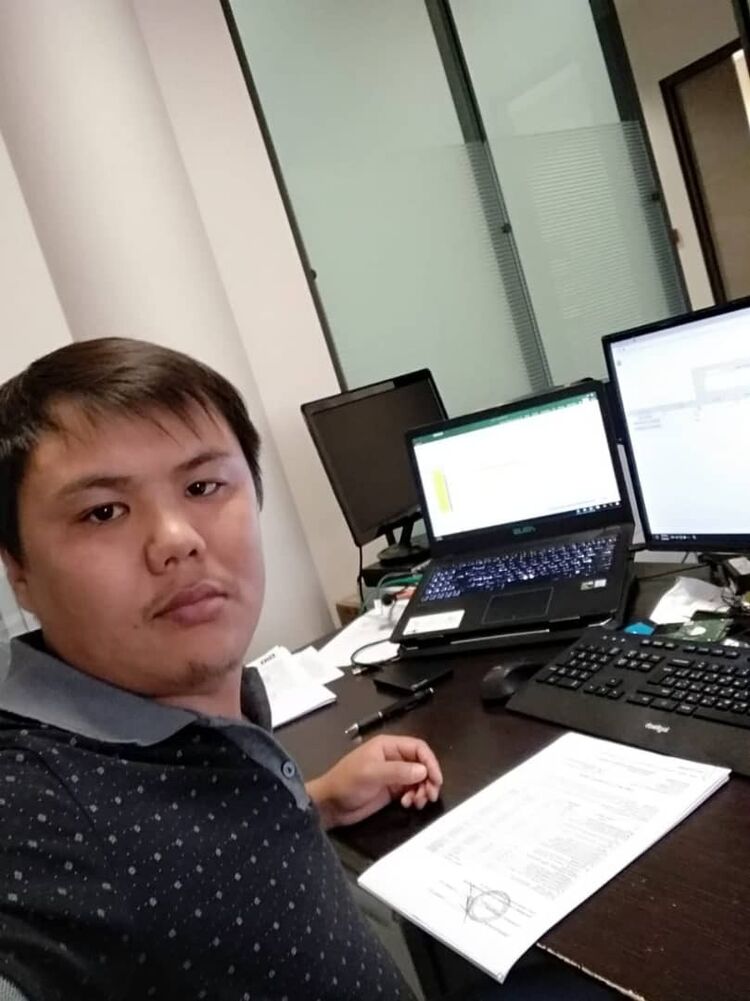  ,   Kubanicbek, 37 ,  