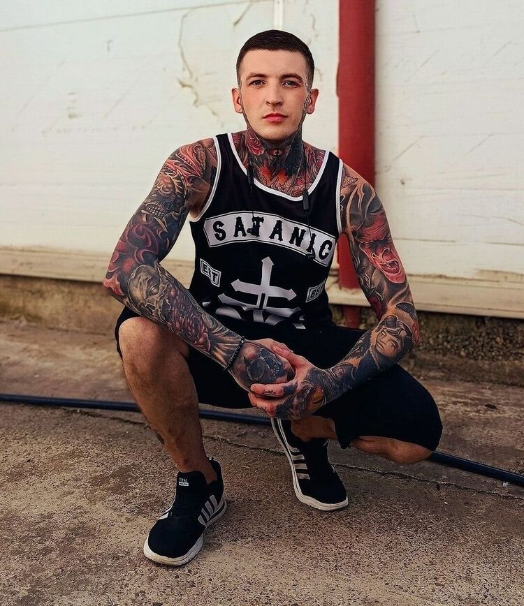 ���� 54710352 ������� ��������, 32 ����, ���� ���������� � ������� �����