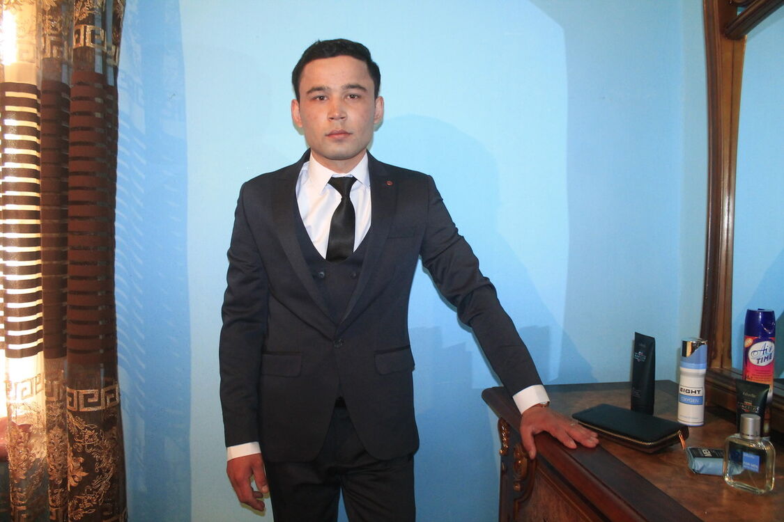  ,   Aziz, 29 ,   ,   , c 