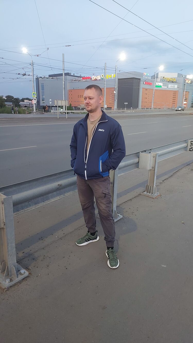  46726082  Dmitry, 35 ,    