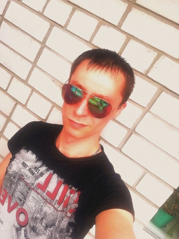  21041582  , 35 ,    
