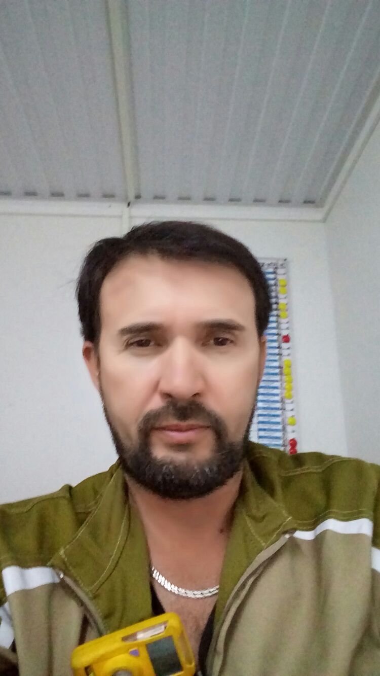  43188342  , 51 ,    