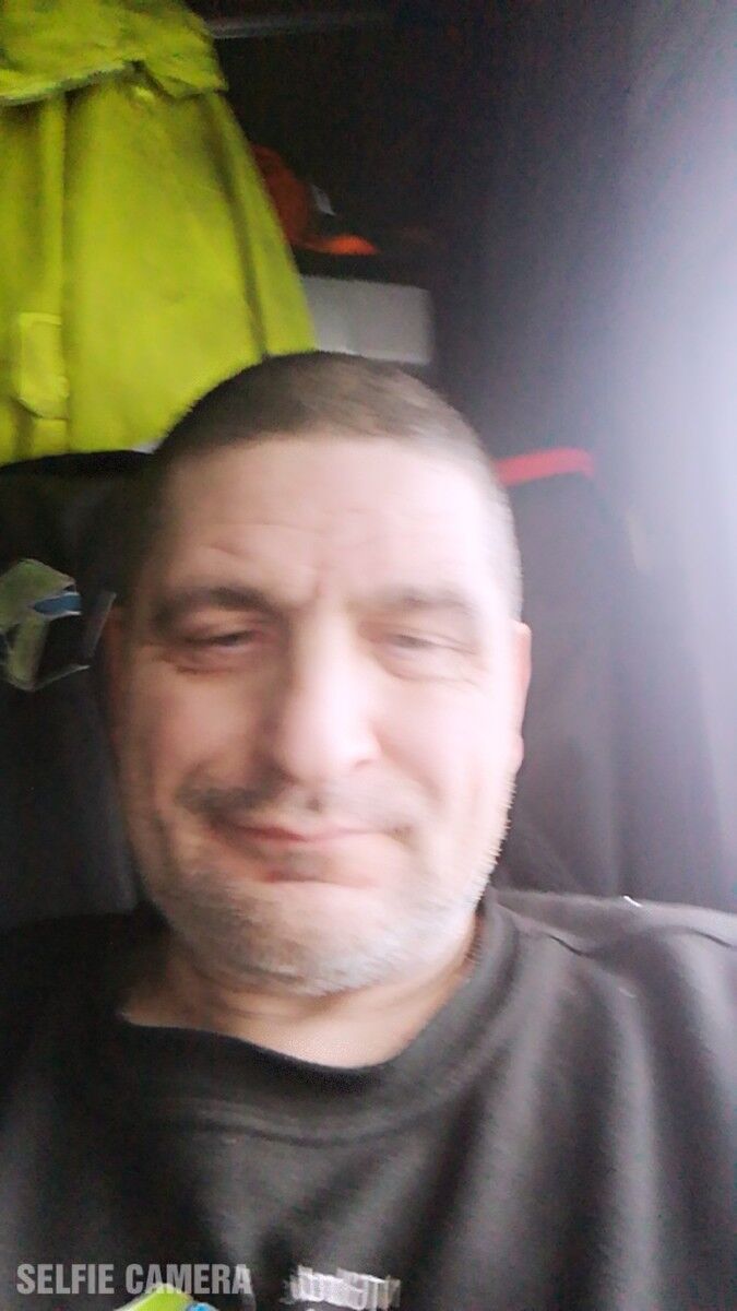  15593142  Aleksandr, 57 ,    