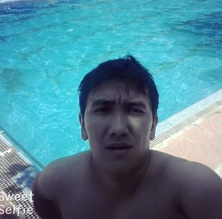  ,   Iqbol, 33 ,   