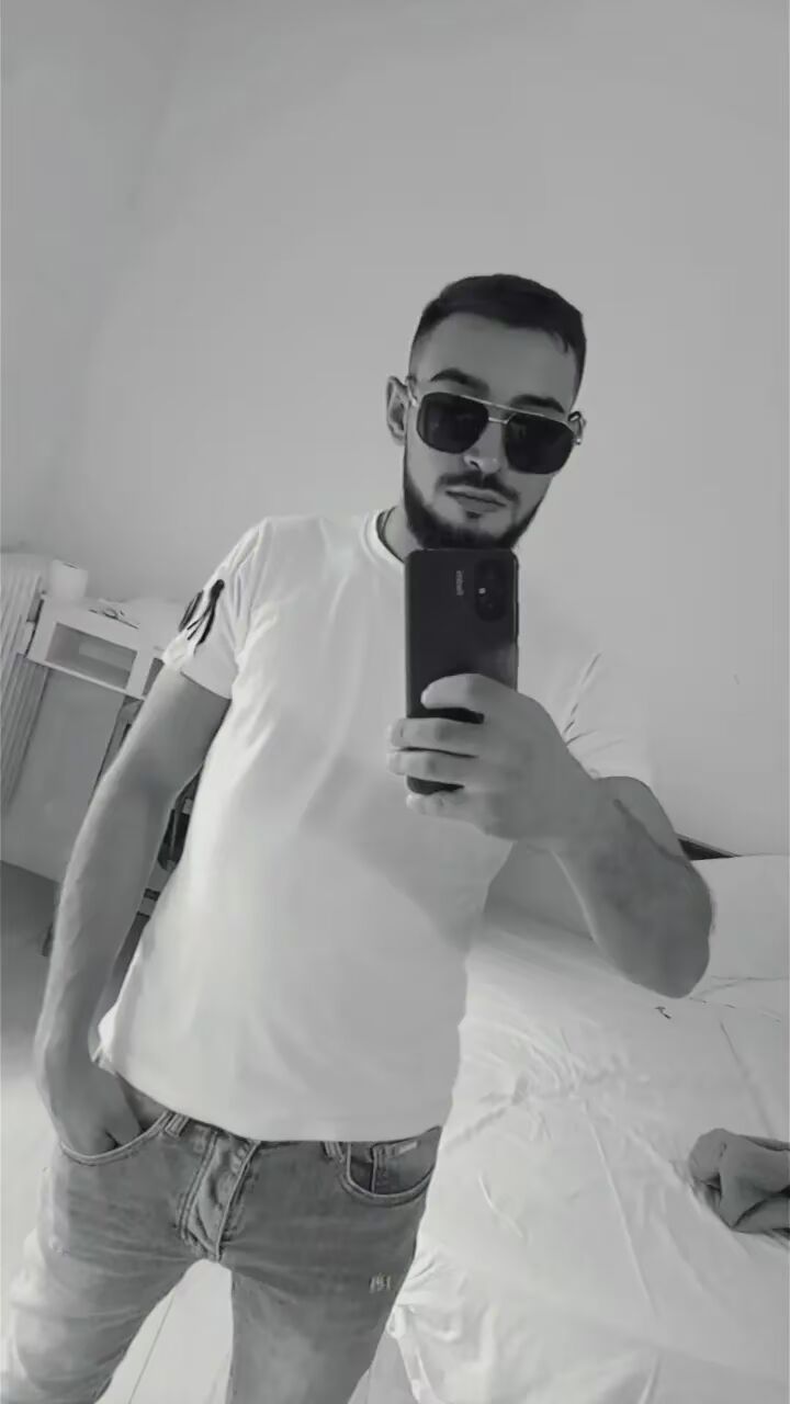  ,   Ivan, 24 ,   ,   