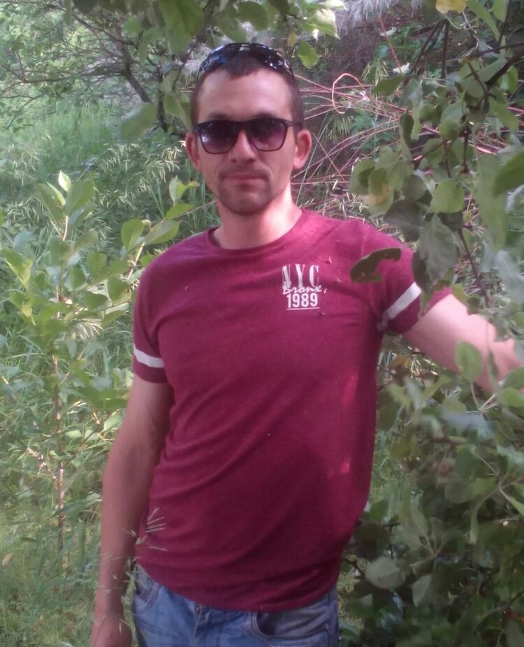  10016292  Sergey, 39 ,    