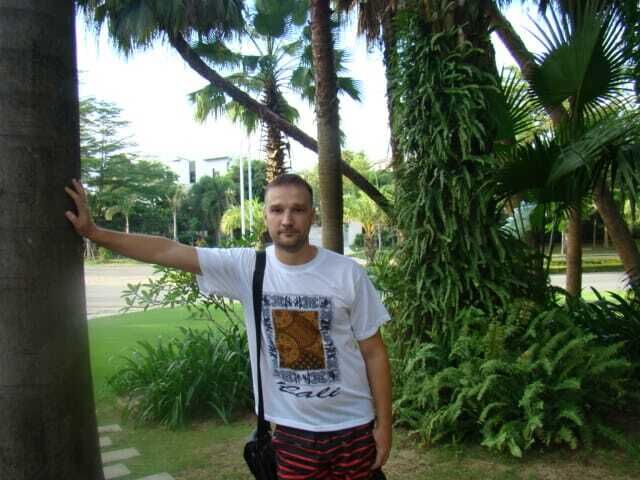  53690422  Nike, 39 ,    