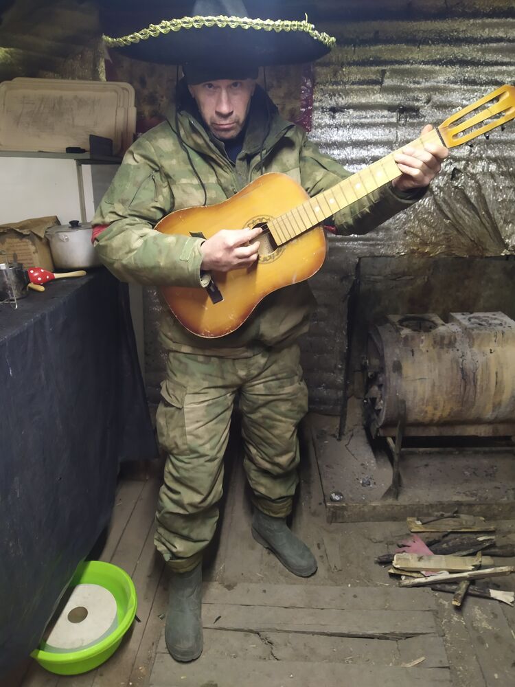  43796212  Rostislav, 50 ,    