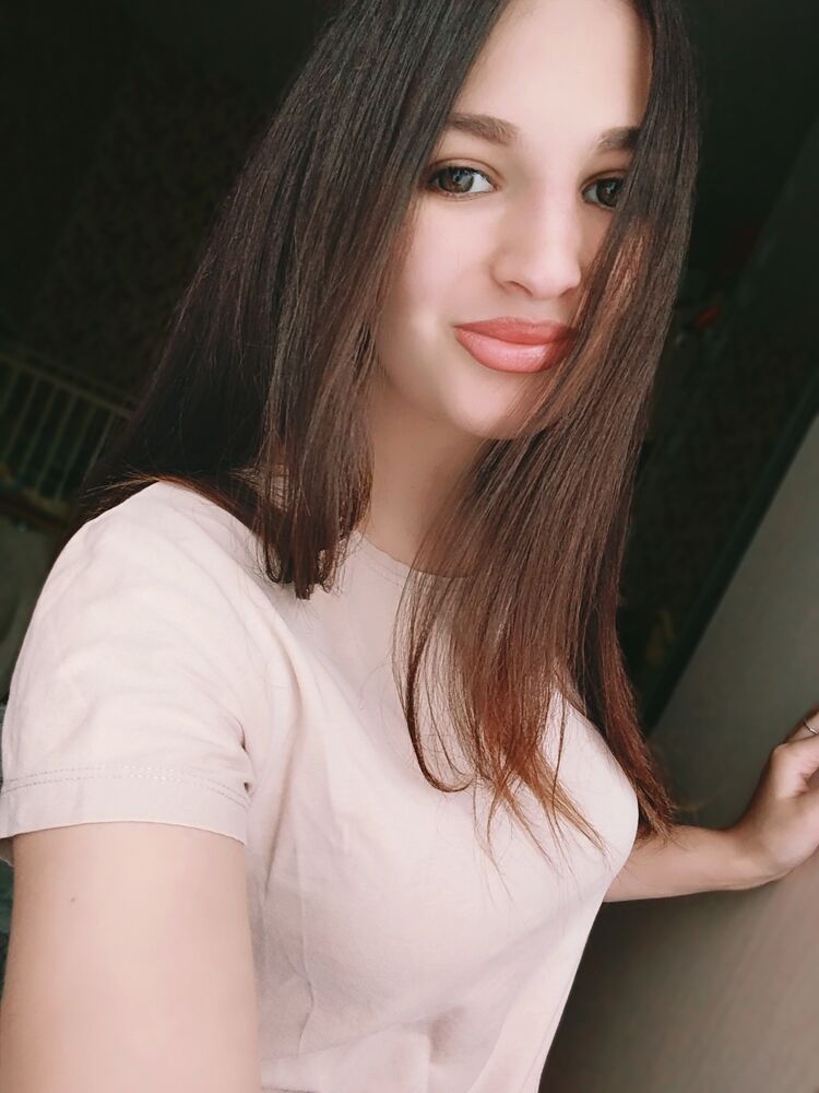  44744862  Ekaterina, 27 ,    -