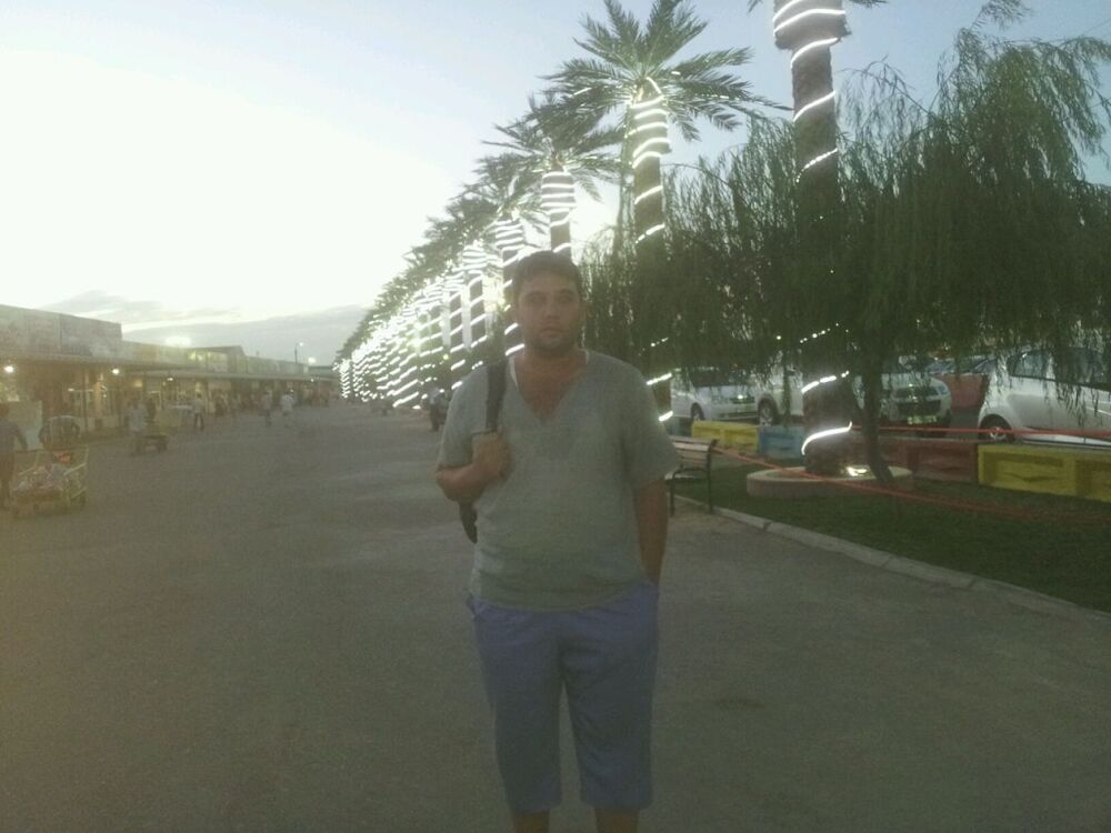  ,   Dilshadbek, 42 ,     , c 