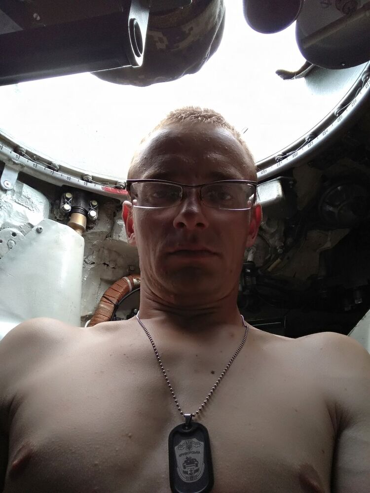  12612852  , 32 ,    