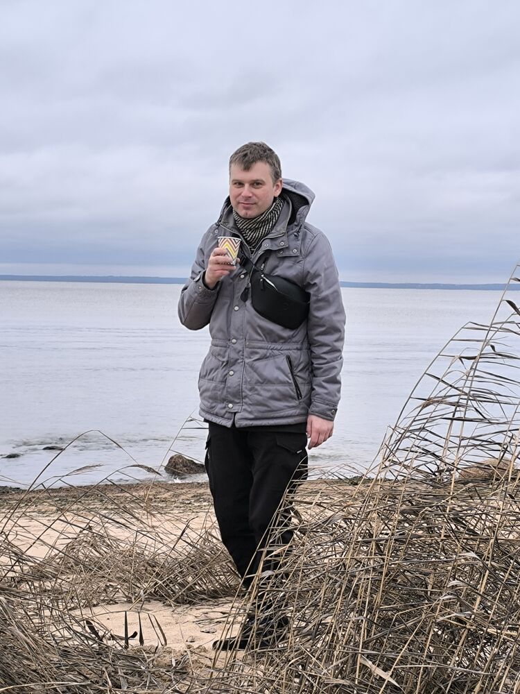  54634942  , 33 ,    -