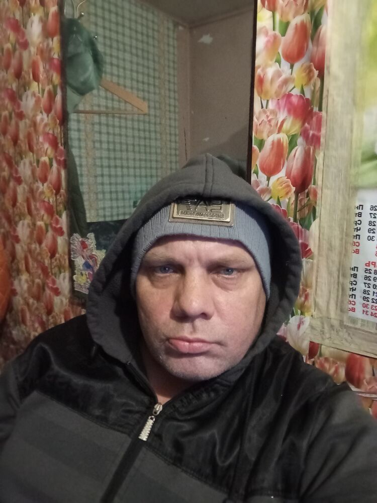  47869602  Ivan, 40 ,    