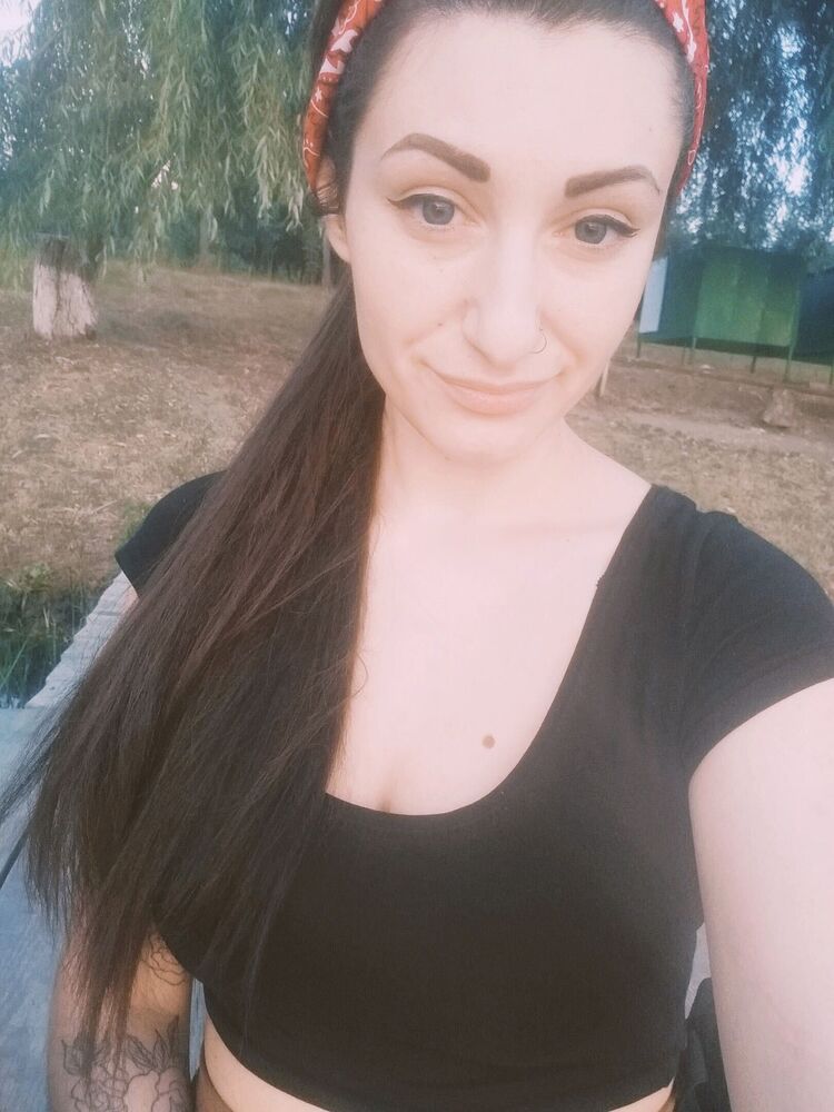  23736632  Lauritka, 31 ,    