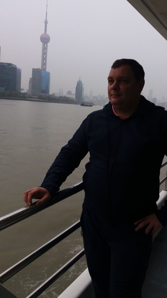  ,   Alex, 42 ,   ,   , c 