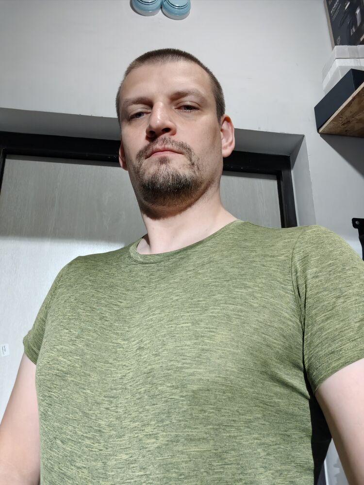  46791402  Ivan, 29 ,    -