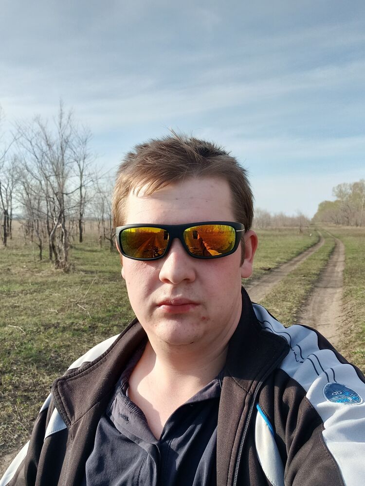  ,   Dmitry, 23 ,   ,   , c , 
