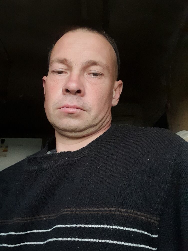  31618562  , 42 ,    