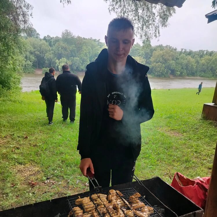  54454662  Bogdan, 21 ,    