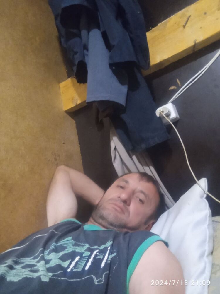  45523722  , 42 ,    