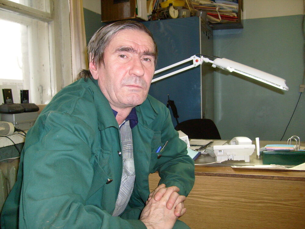  12440302  Vladimur, 71 ,    