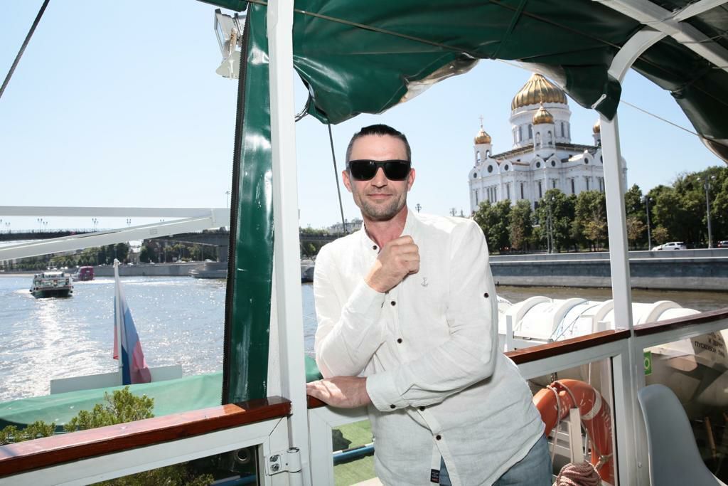 ���� 25818152 ������� Ը���, 43 ����, ���� ���������� � ������