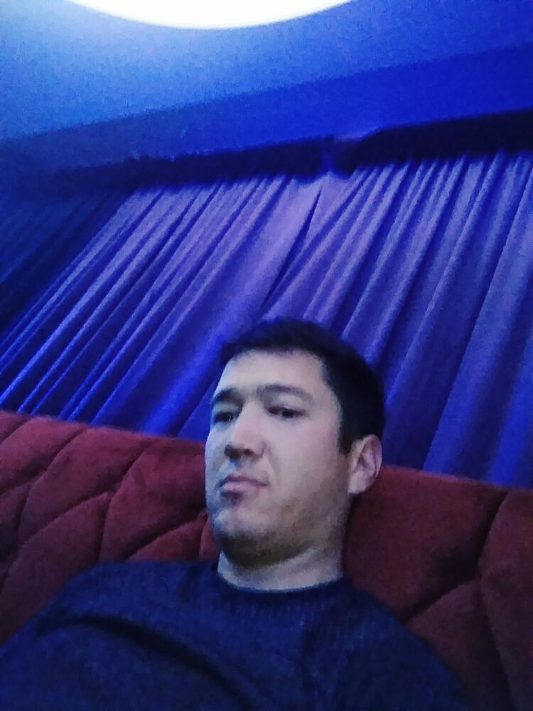  15205642  Zuhriddin, 40 ,    