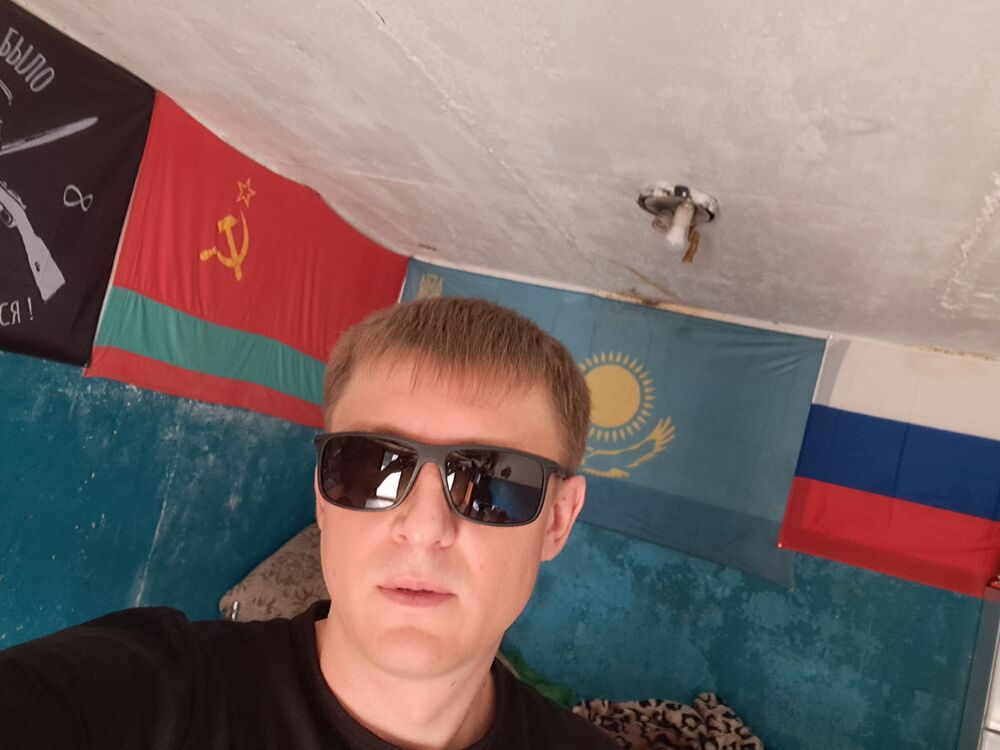  43384762  , 37 ,    