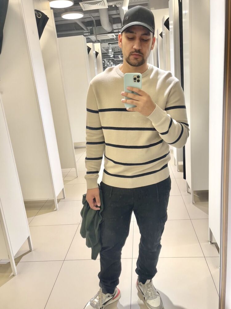  53919712  Moahmed, 25 ,    