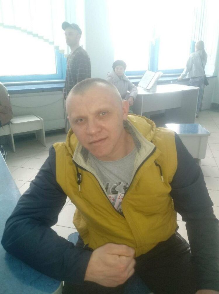  ,   Aleksandr, 44 ,   ,   , c 