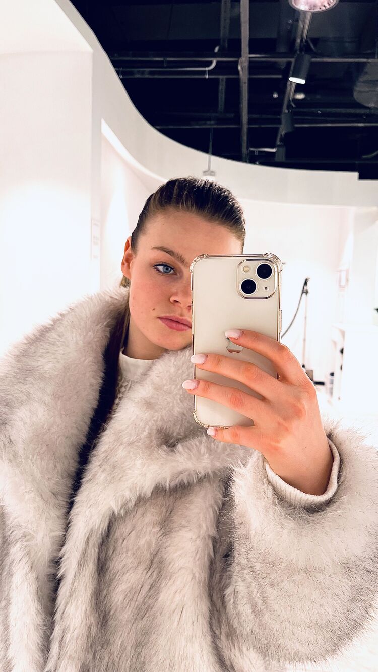 ���� 49323692 ������� ������, 26 ���, ���� ���������� � ������