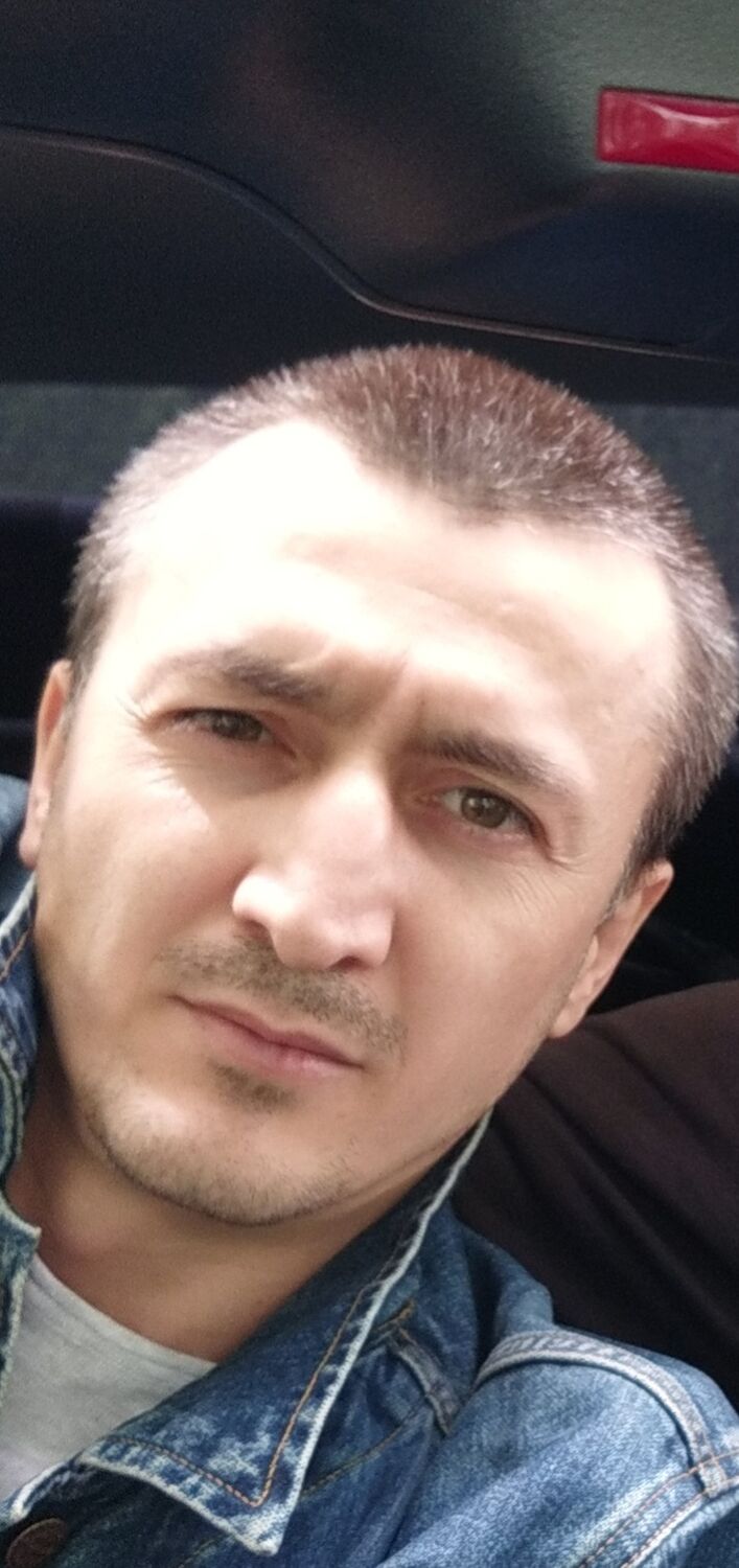  Ludwigsburg,   Olivier, 30 ,   ,   , c 