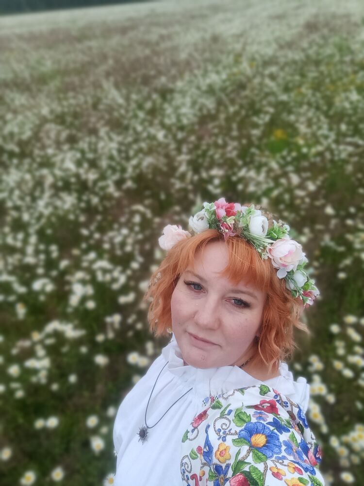  54025832  Lisa, 47 ,    