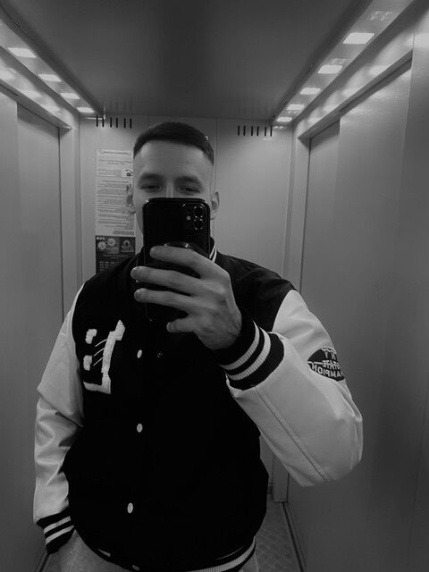  42508462  , 26 ,    