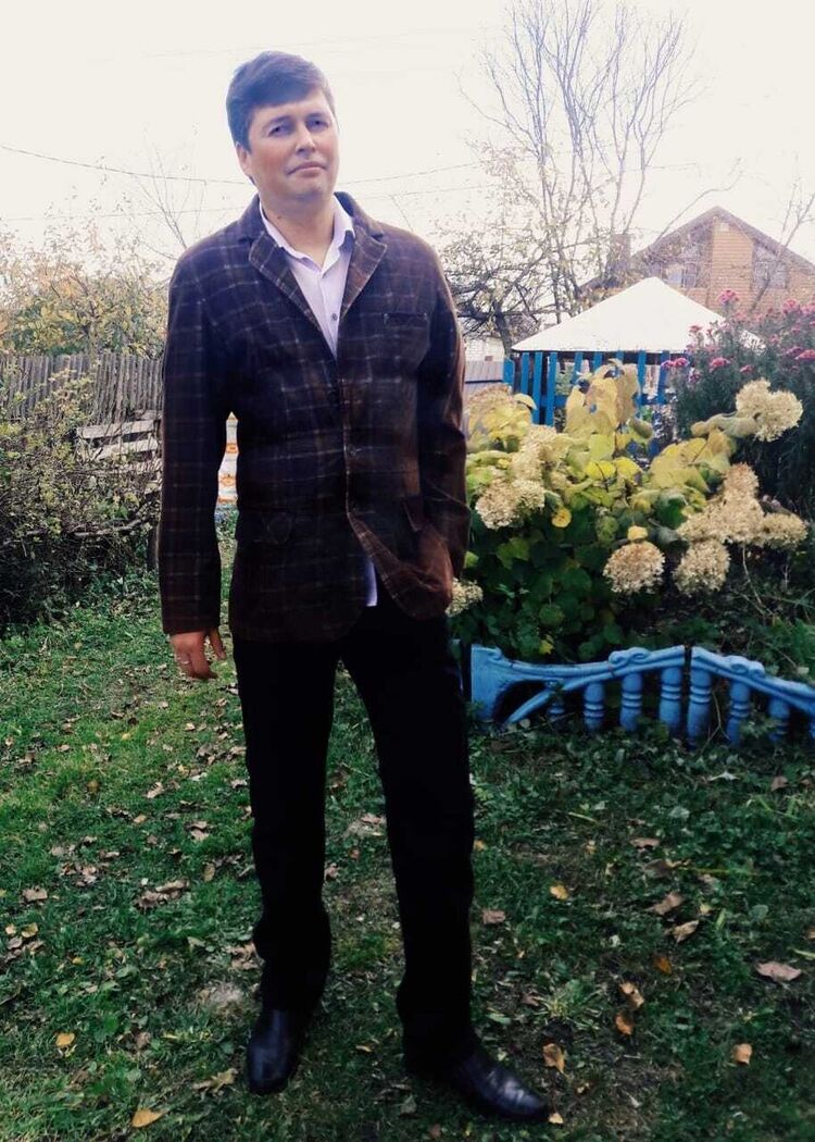  ,   Aleks, 41 ,   ,   , c 