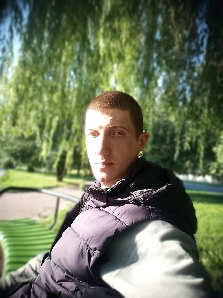  46609772  , 32 ,    