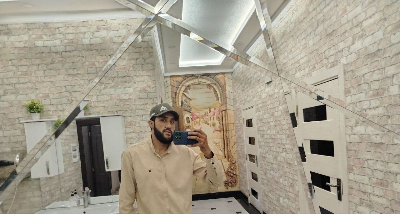  54568952  Nodir, 27 ,    