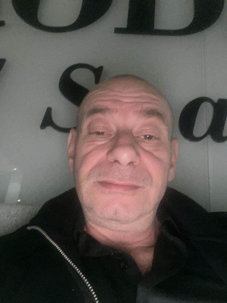  33928952  , 52 ,    