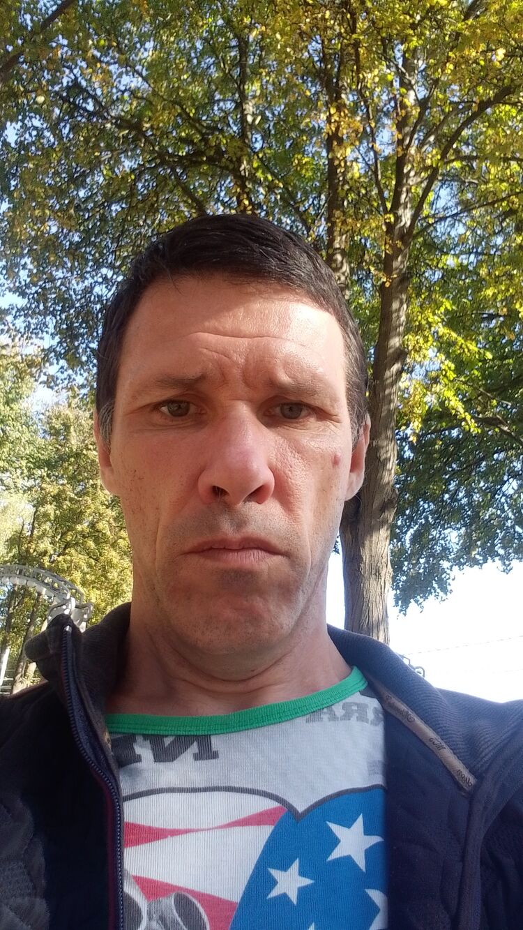  37988062  , 48 ,    