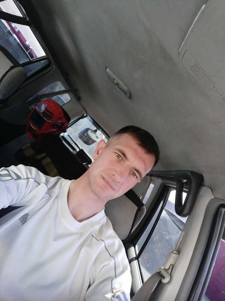  52956072  , 41 ,    