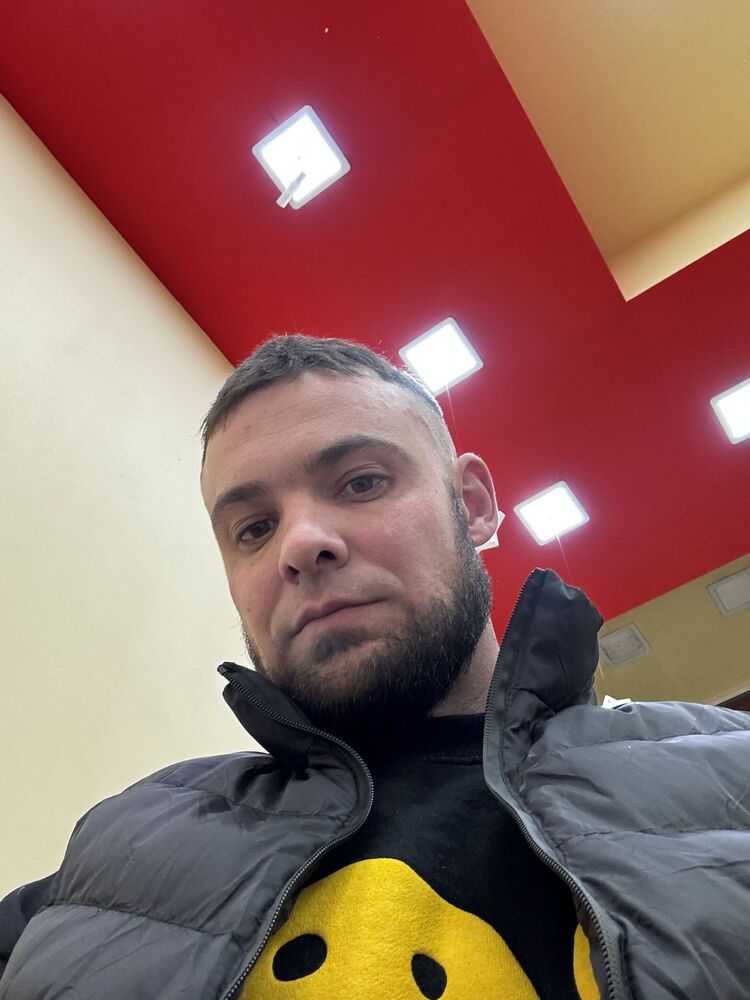  49485762  , 34 ,    