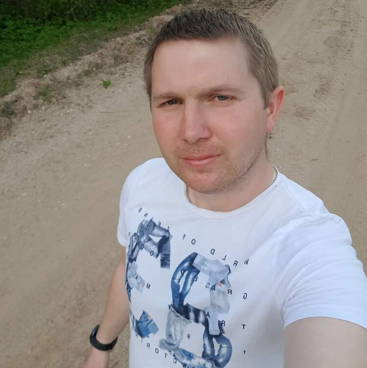  38063522  , 45 ,    