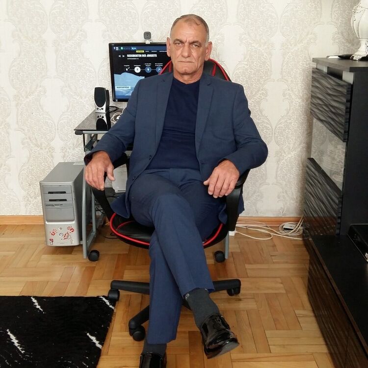  ,   Isa, 63 ,   ,   , c 