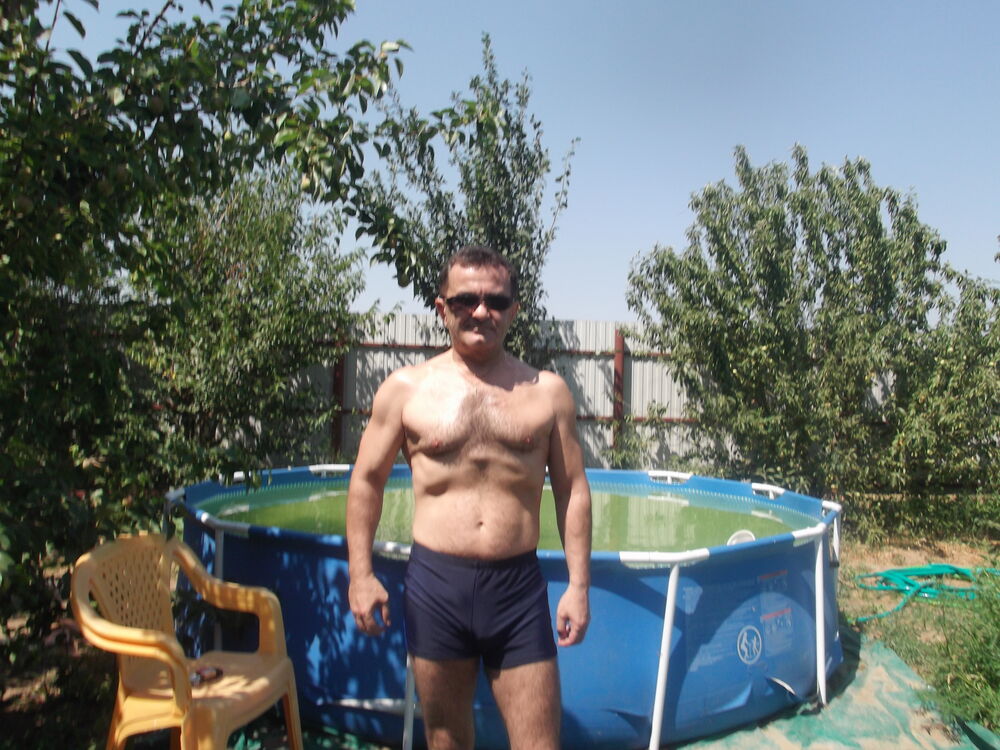  22699452  Vartan, 50 ,     