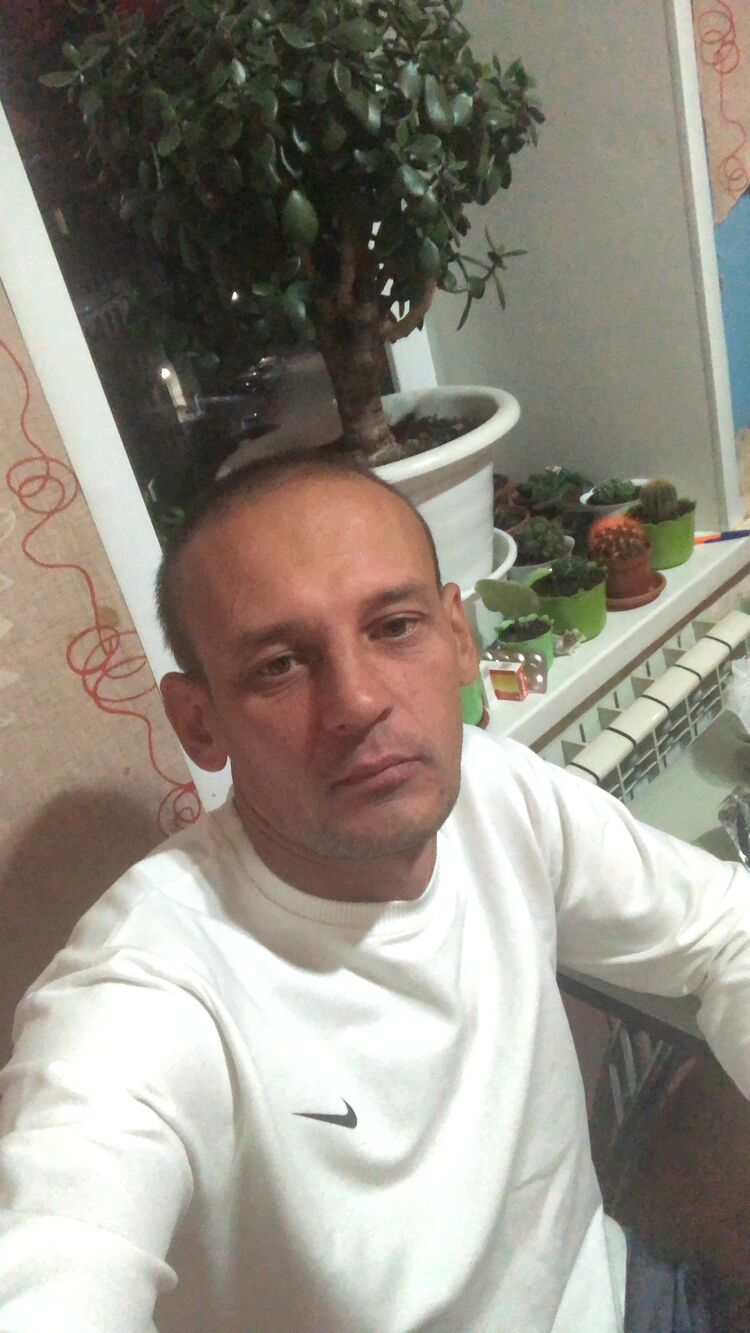  47790722  , 42 ,    