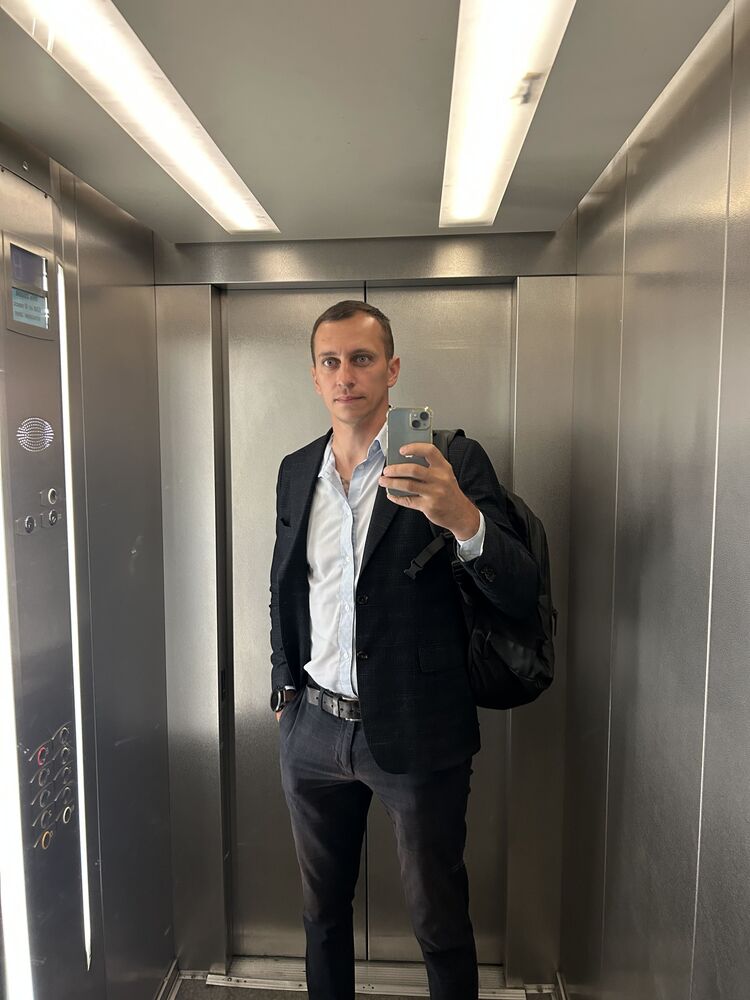  54375852  , 38 ,    -