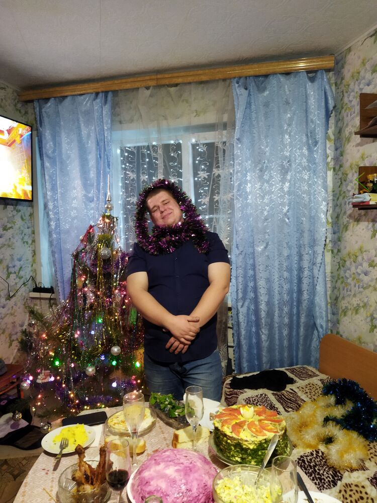  31653492  Vadim, 25 ,    